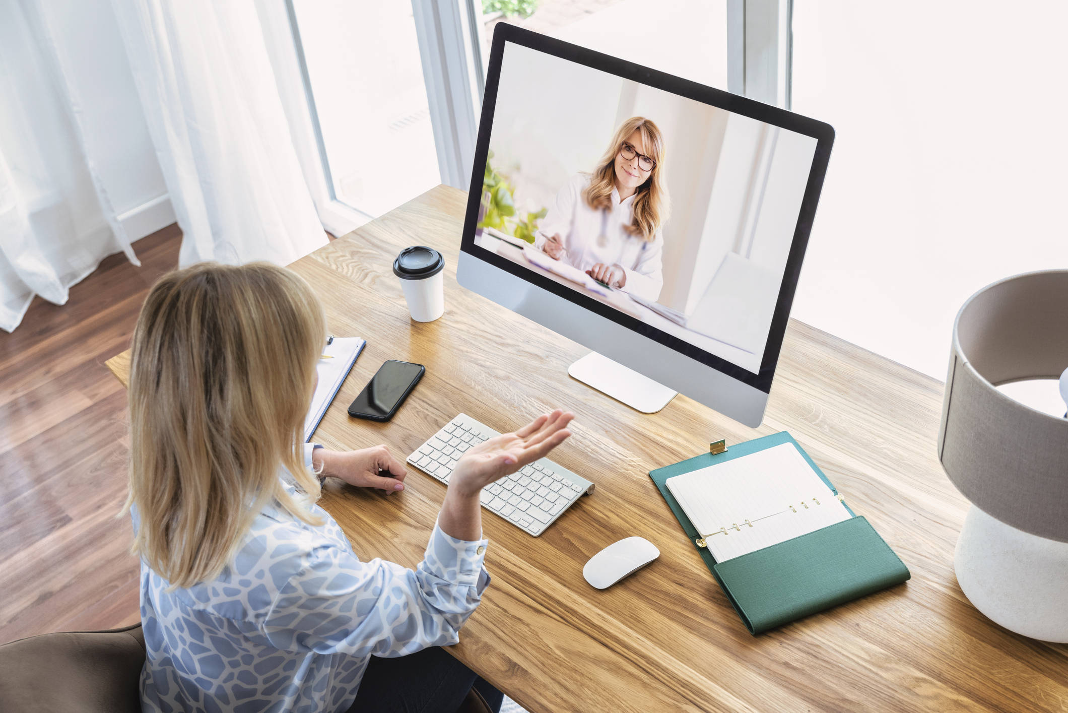 Hypnotherapy: Online vs In-Person Sessions